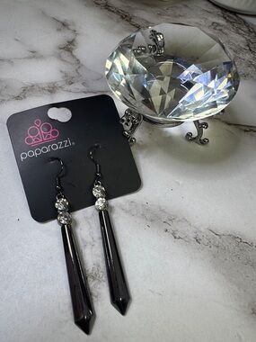 paparazzi Gunmetal Gray Faceted Teardrop Crystal Earrings
